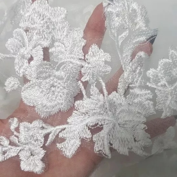 Brand New Wedding Veil - Picture 10 of 15